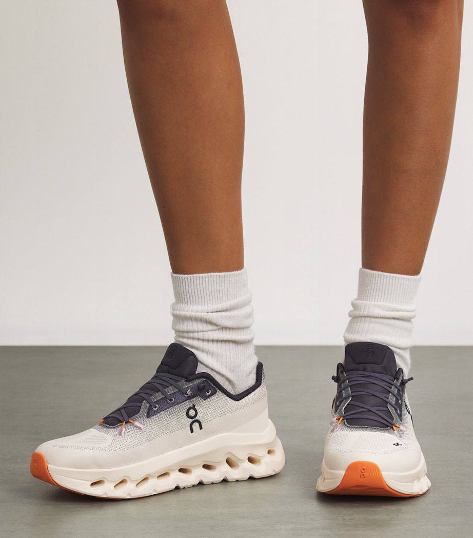 On Cloudtilt "Iron/Drew"
36-45 AVAILABLE 🤩
210 dhs🇦🇪🇦🇪

Zain242
♥️♥️♥️