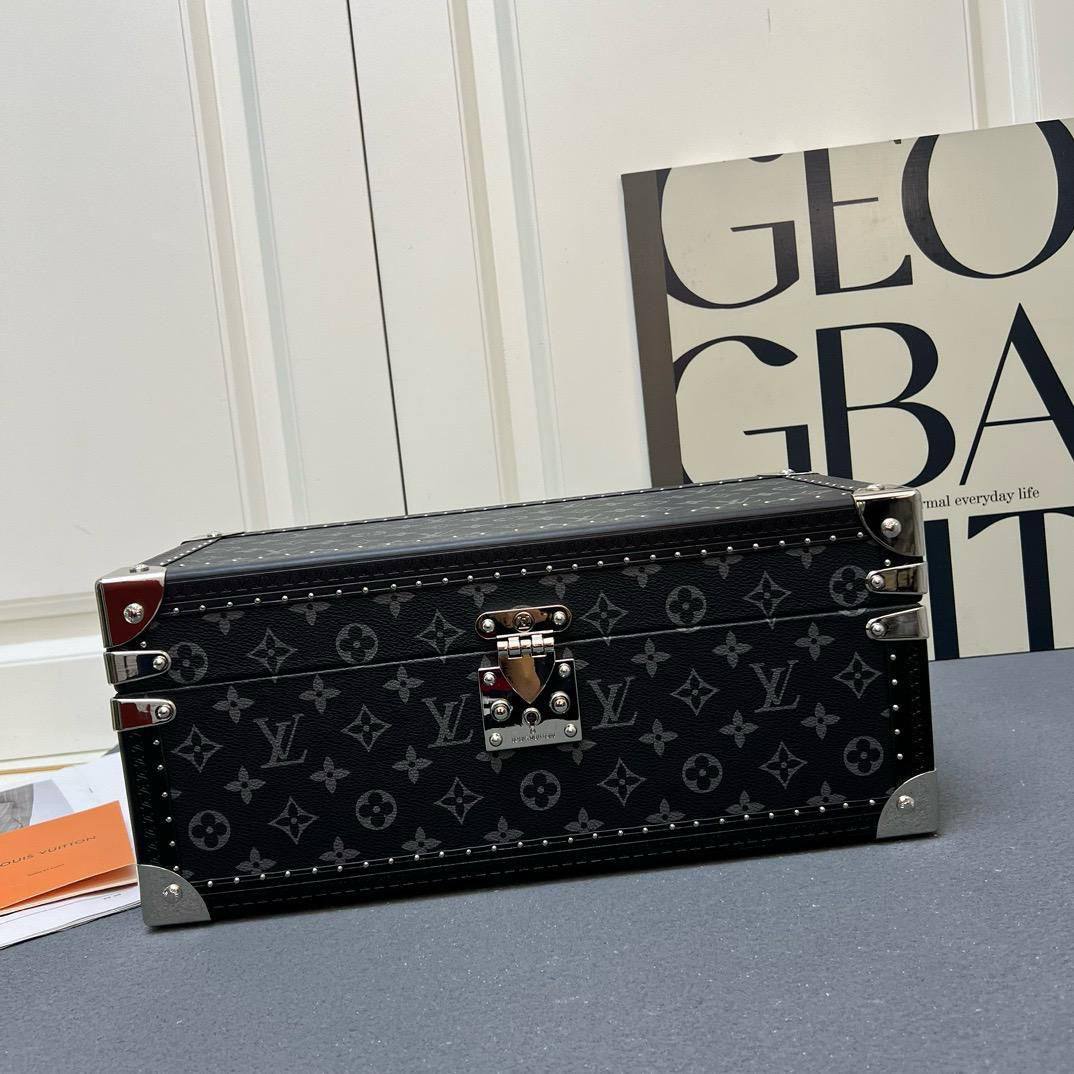 LV Box
Jewelry Box Matster quality 
690 dhs❣️

Zain228
♥️♥️♥️