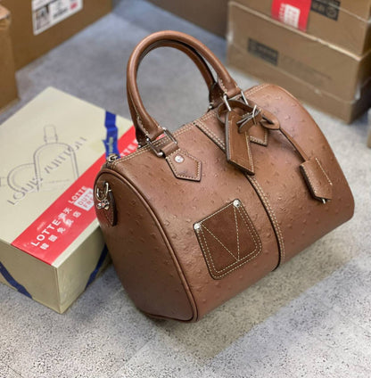 LV
High Quality
250 dhs✅

Zain175
♥️♥️♥️