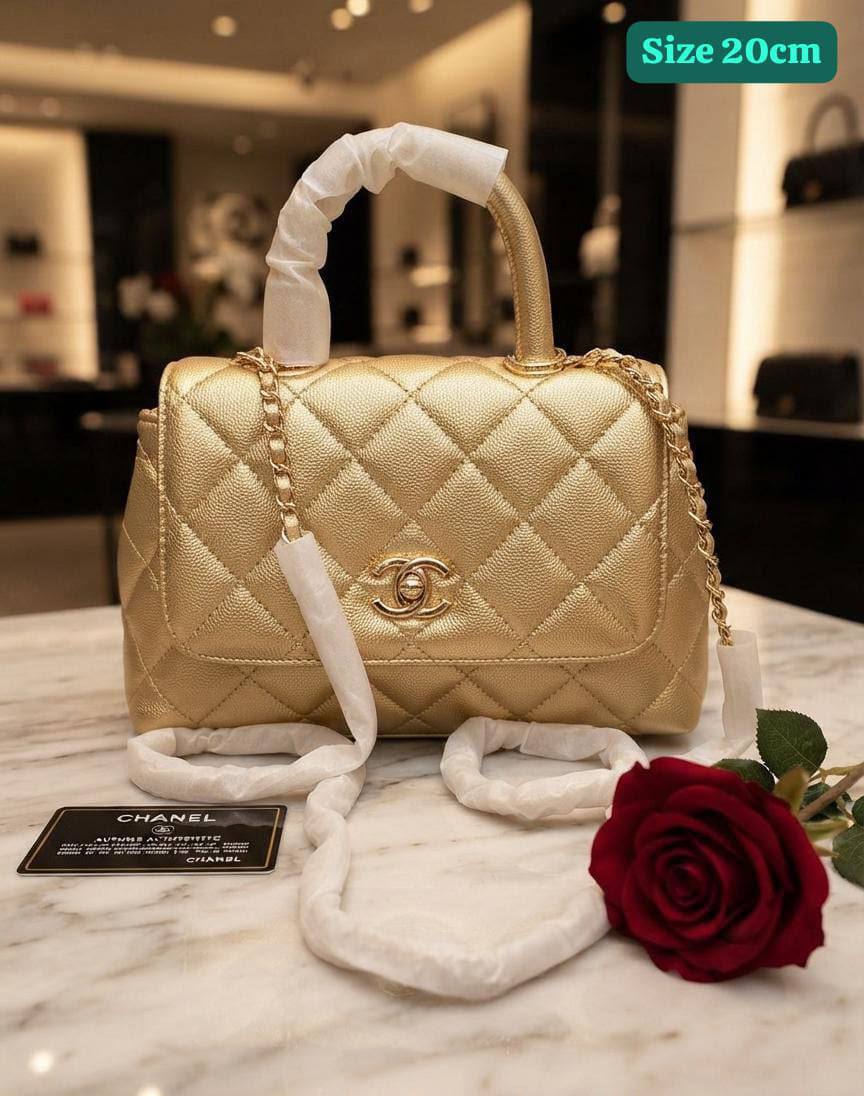 Chanel
Best quality
100 dhs🇦🇪🇦🇪
size 20cm

Zain158
♥️♥️♥️