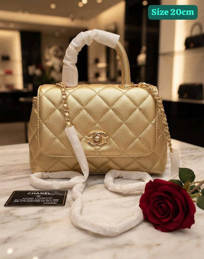 Chanel
Best quality
100 dhs🇦🇪🇦🇪
size 20cm

Zain158
♥️♥️♥️
