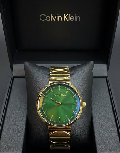 Calvin Klein🆕 LADIES 
GOOD QUALITY 💯
60 dhs🪙💚

Zain133
♥️♥️♥️