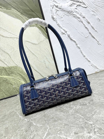 Goyard
Master❣️❣️
30cm🫶🏼🫶🏼 
250 dhs✅

Zain297
♥️♥️♥️