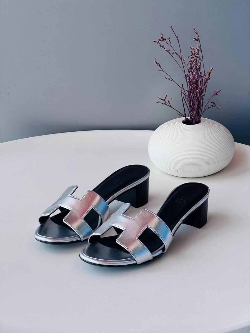 Hermes 🖤🤎🩶
Size 36-41
_Super master high quality_🪡
410 dhs✅

Zain176
♥️♥️♥️