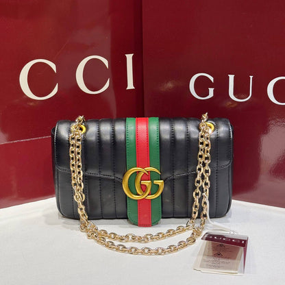 Gucci

26cm
300 dhs🇦🇪🇦🇪

Zain297
♥️♥️♥️
