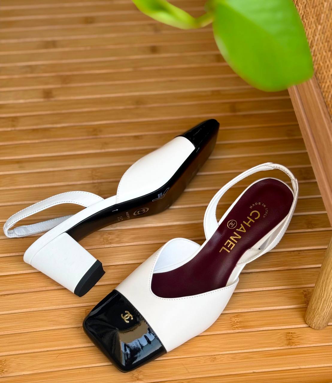 Chanel 🌴
Size 36-41
_Super master high quality_🪡
450 dhs💓

Zain303
♥️♥️♥️