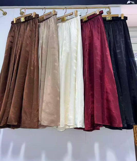 New branded skirt

85 dhs
Free size 


Zain140
♥️♥️♥️