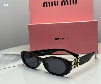 MIUMIU

65 dhs🇦🇪🇦🇪

Good quality 

Zain182
♥️♥️♥️