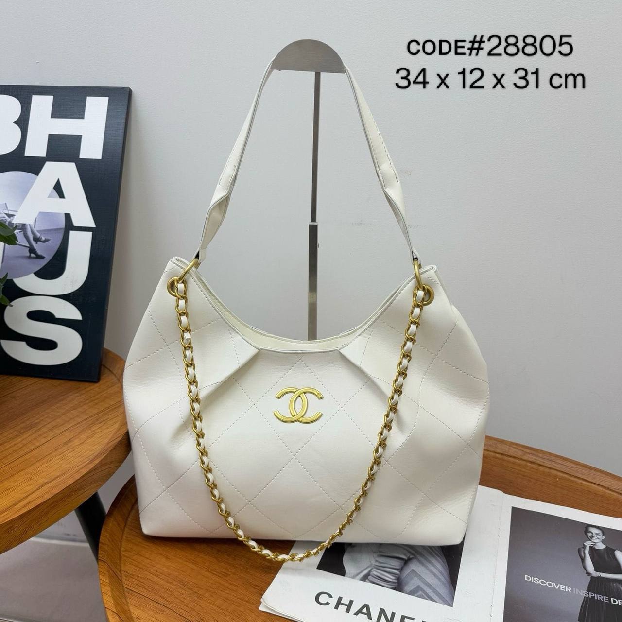 CHANEL ʜᴏʙᴏ ʙᴀɢ
ʟᴀᴍʙsᴋɪɴ ʟᴇᴀᴛʜᴇʀ ᴍᴀᴛᴇʀɪᴀʟ
ᴡɪᴛʜ ᴄʜᴀɪɴ ʙᴇʟᴛ sᴛʀᴀᴘ
ᴀɴᴅ ʟᴏɴɢ ʙᴇʟᴛ sᴛʀᴀᴘ
ɢᴏʟᴅ ʜᴀʀᴅᴡᴀʀᴇ
sɪᴢᴇ 34 ᴄm

70 dhs✅

Zain31
♥️♥️♥️