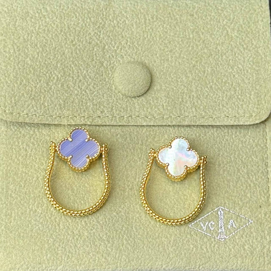 VCA ❤️‍🔥*
Master quality 💯
Ring 💍 size available 👇
6,7,8,9

With normal boxes 🗃️ 
55 dhs❤️

With master box 📦 
80 dhs❤️

Zain216
♥️♥️♥️