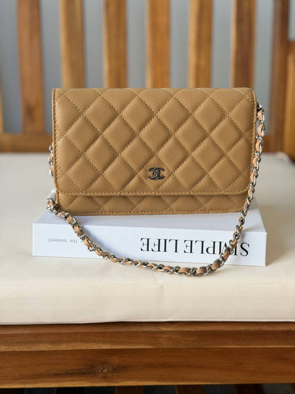 CHANEL 
Super Master Quality ⚡️
Original Packing 🎁
Size 19CM📏

For Price 👇 WhatsApp✅
0568585901 
0507557372
0552275751 Owner Zain 👌

Zain321
♥️♥️♥️