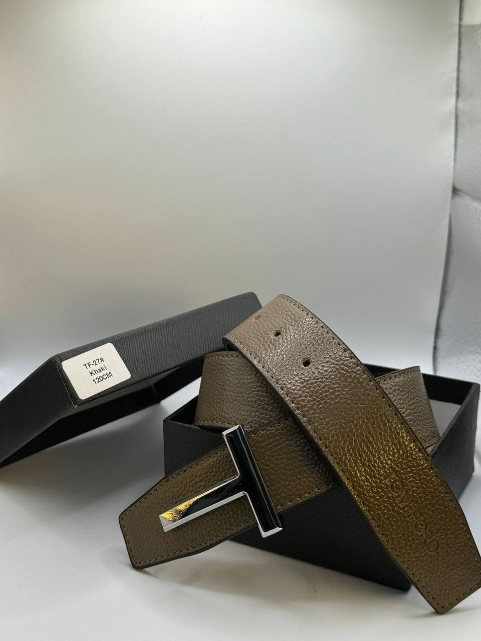 Belts
With box 
🎁🎁🎁

40 dhs✅

Zain93
♥️♥️♥️