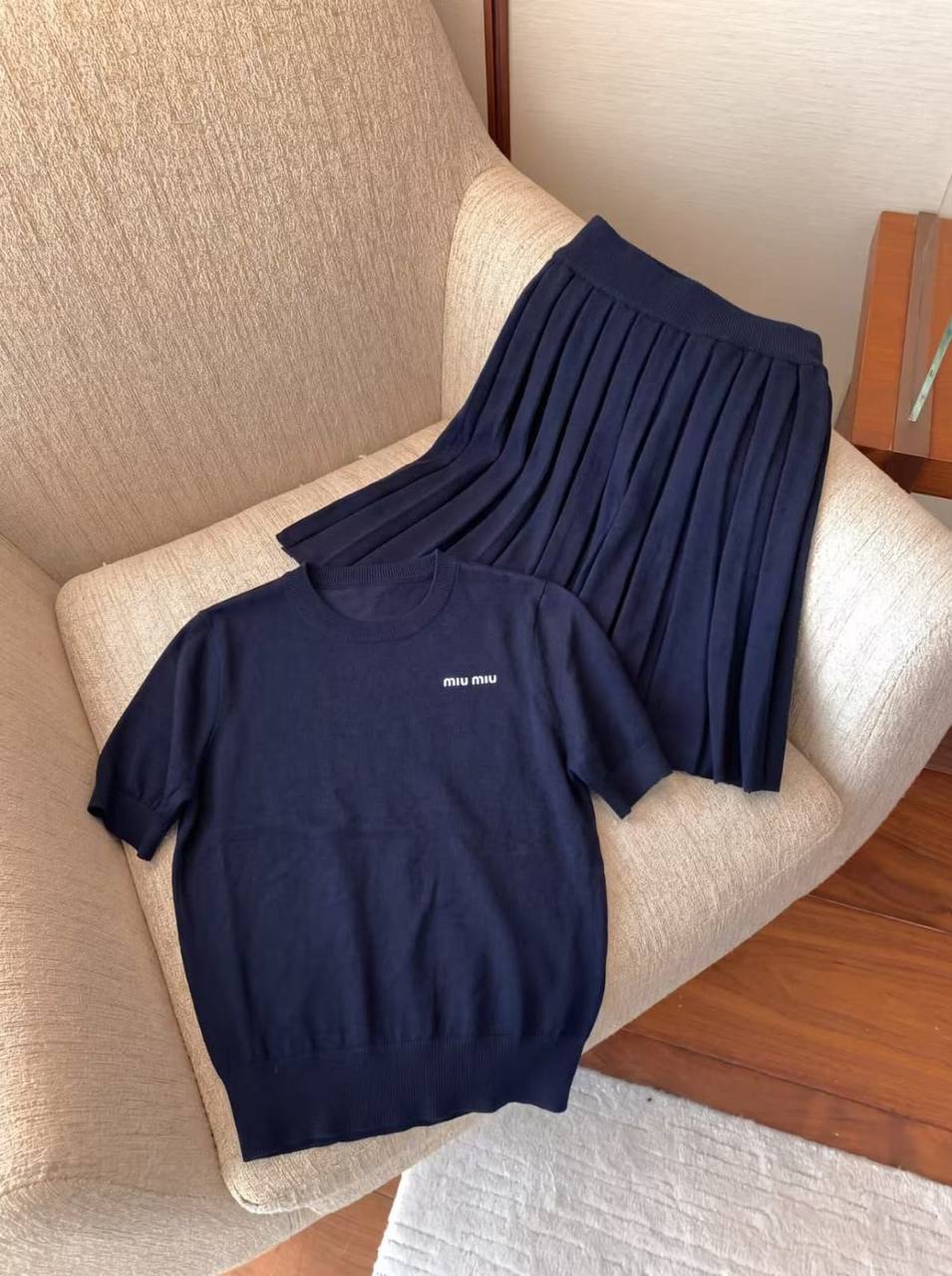 MIU MIU
*Super Master quality*
*Sizes:S M L*

350 dhs🇦🇪🇦🇪

Zain308
♥️♥️♥️