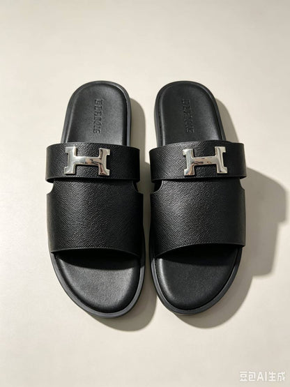 NEW CAME
HERMES SLIPPER
MAN
GOOD QUALITY
95 DHS🇦🇪🇦🇪
Size 40 To 46

Zain40
♥️♥️♥️