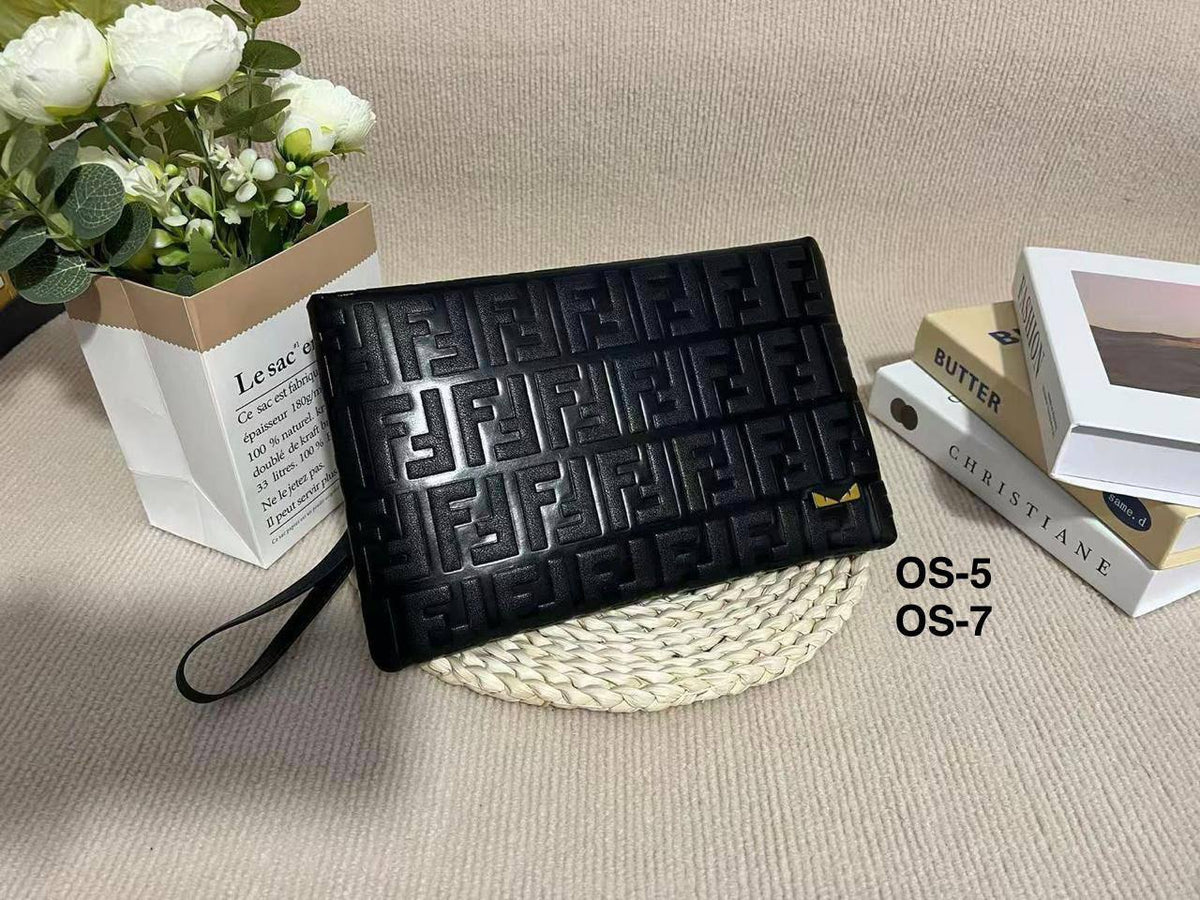 Gucci
Lv
Burberry
Coach
Ysl
Hermes
Prada
Goyard
Fendi

105 dhs🇦🇪🇦🇪🇦🇪

Zain182
♥️♥️♥️