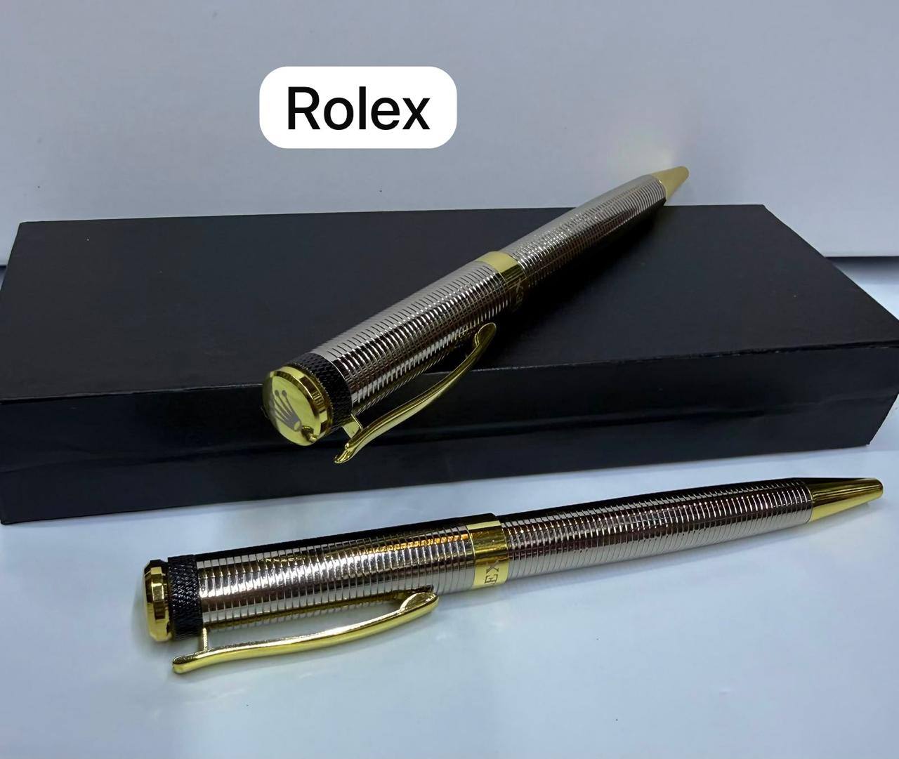Pen
35 dhs💛 
No Box

Zain93
♥️♥️♥️