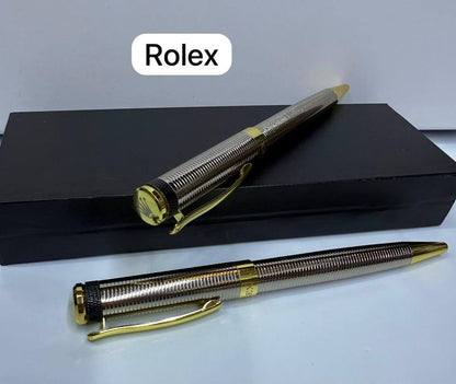 Pen
35 dhs💛 
No Box

Zain93
♥️♥️♥️