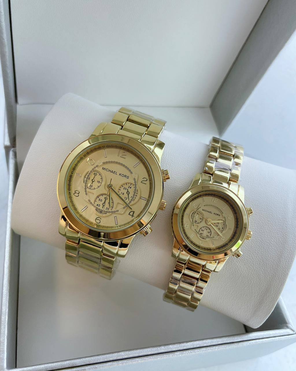 Update Watches
40 dhs✅
Couples 70 dhs✅

Zain45
♥️♥️♥️