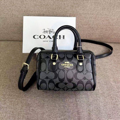Coach

85 dhs❣️ 

high quality 

with box
🎁🎁🎁

Zain26
♥️♥️♥️