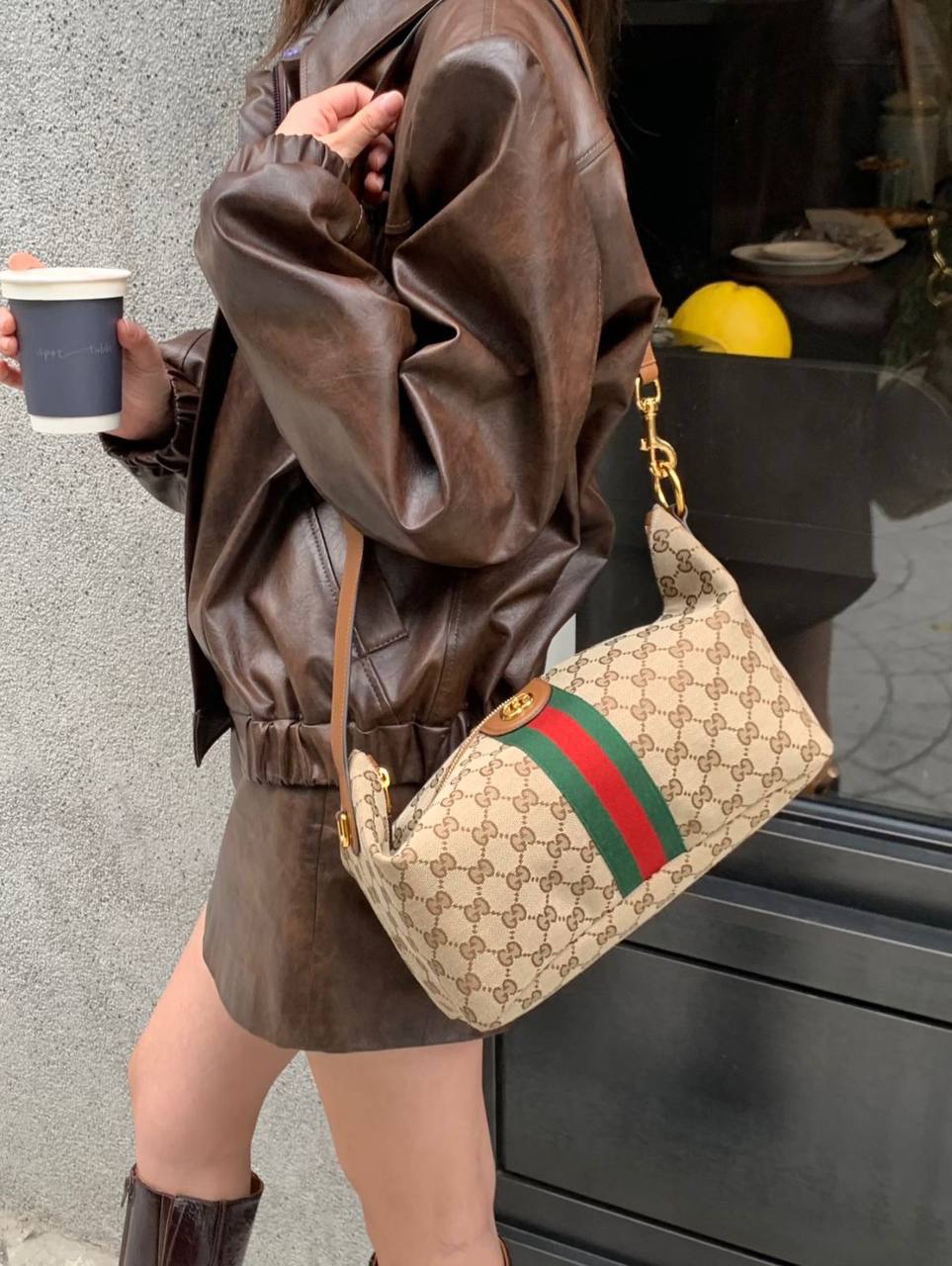 GUCCI 
COPY ONE 
WITH BOX 
140 dhs✅

Zain295
♥️♥️♥️