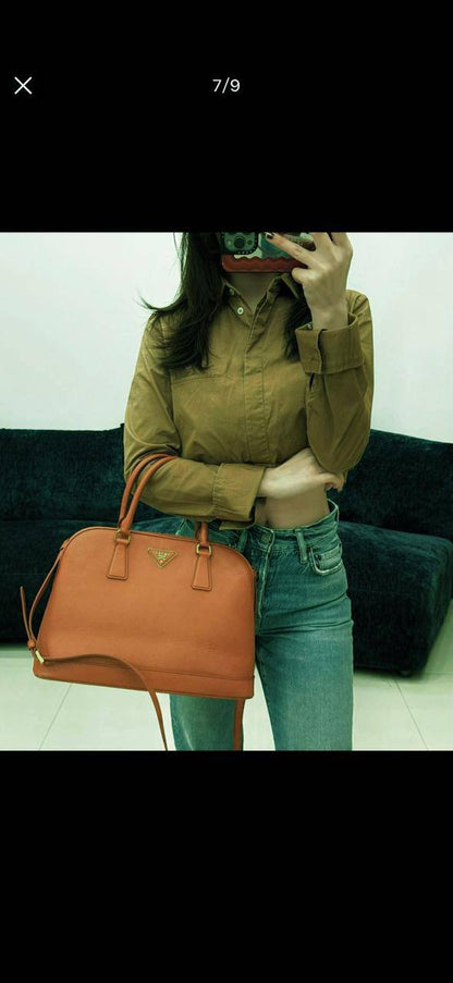 PRADA 
NEW CAME HIGH QUALITY 
125 dhs❣️

Zain39
♥️♥️♥️