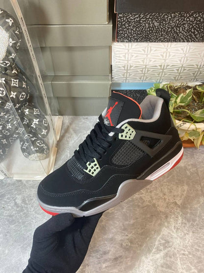 Jordan 4 
36-45
40-45
Now on discount 😇
190 dhs🇦🇪🇦🇪

Zain242
♥️♥️♥️