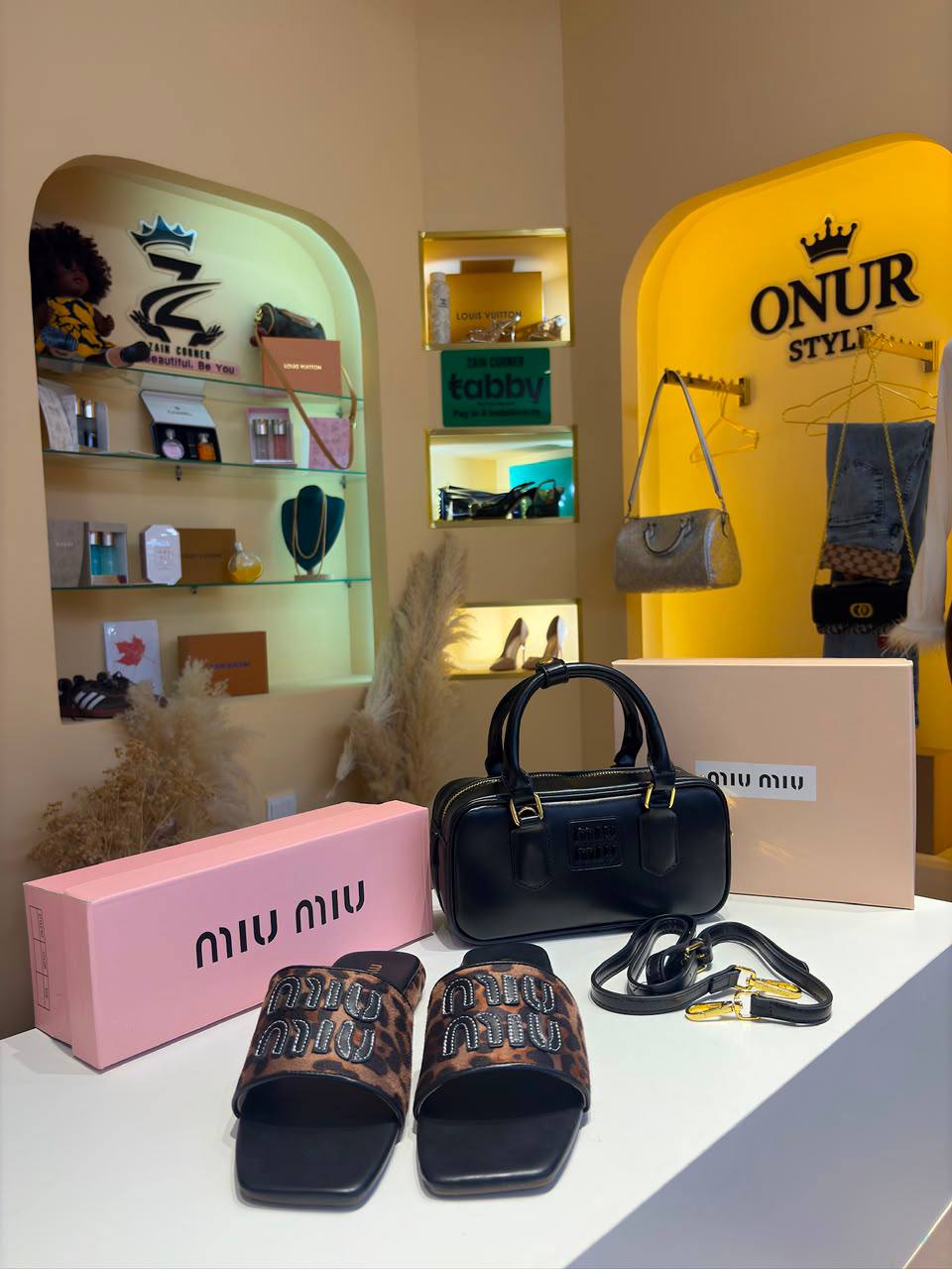 Miu Miu Set
170 dhs✅

Zain186
Zain236
♥️♥️♥️