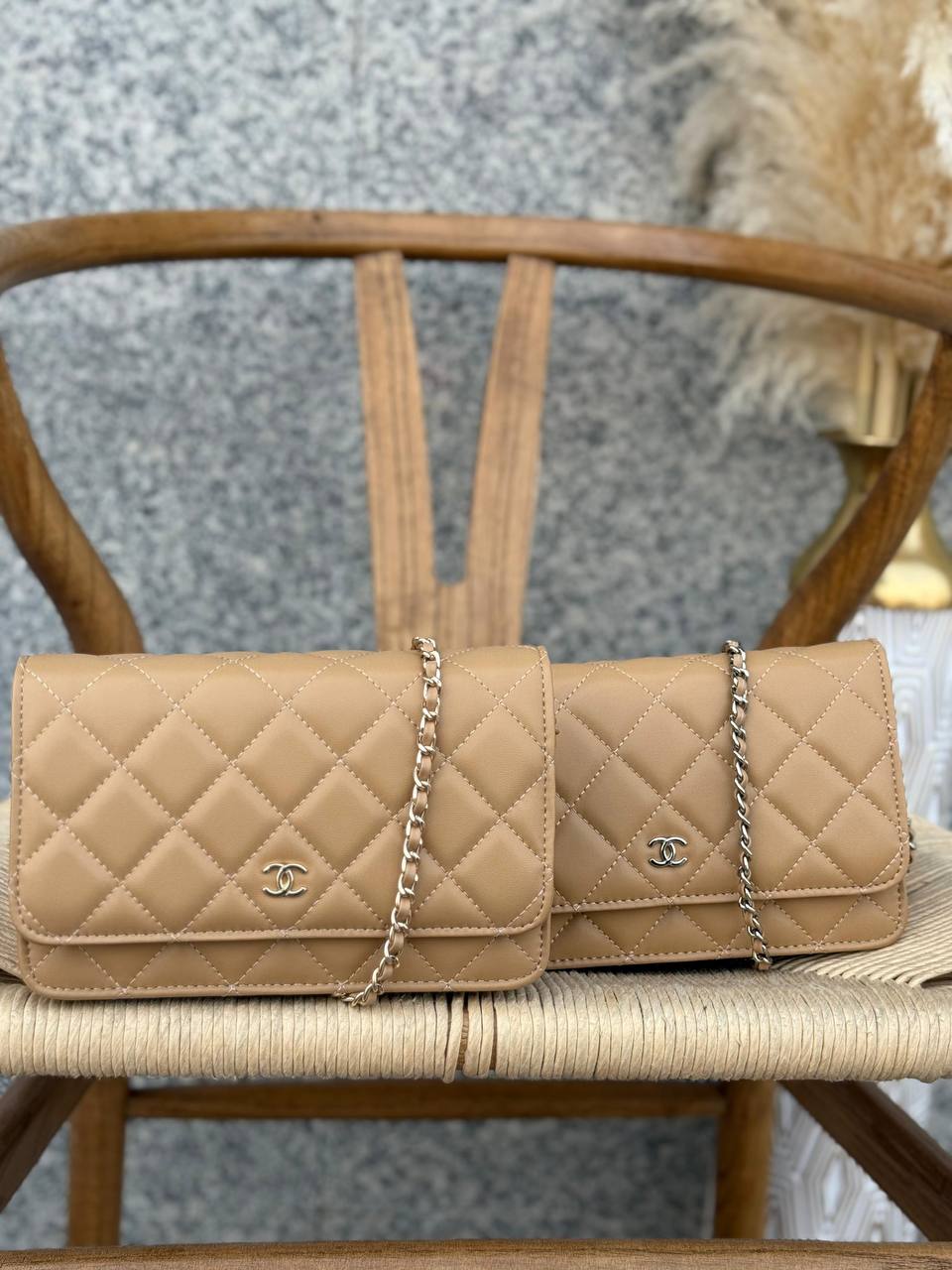 CHANEL
19cm
290 dhs✅
Top quality
With box🎁

Zain167
♥️♥️♥️