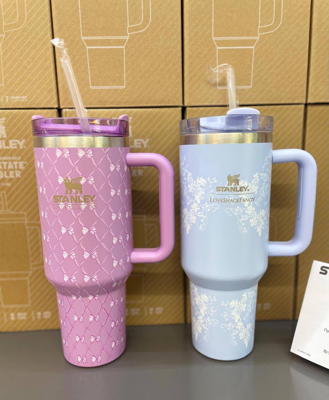 STANLEY 

40oz | 1.18L
60 dhs🇦🇪🇦🇪

Zain88
♥️♥️♥️