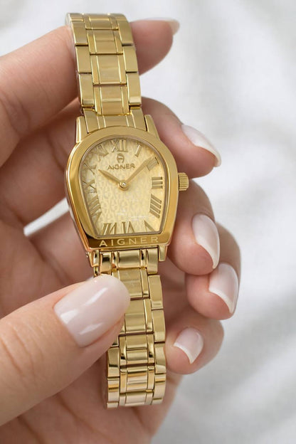 Aigner watch for ladies 
good quality 
260 dhs✅

Zain59
♥️♥️♥️