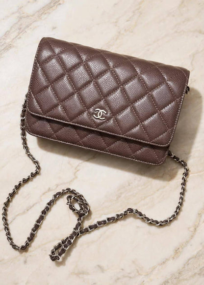 CHANEL
Caviar

Master quality

19 cm
 with box

190 dhs 


Zain95
♥️♥️♥️