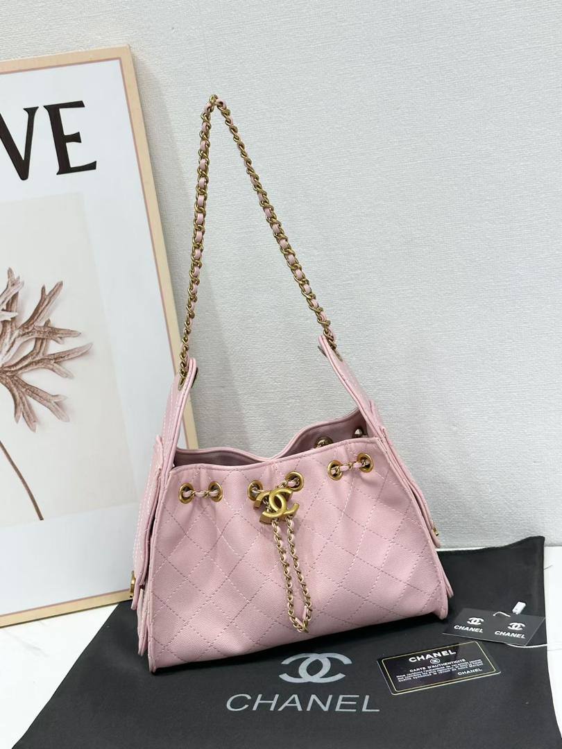 Chanel
100 dhs🌺
high quality
25cm

Zain26
♥️♥️♥️