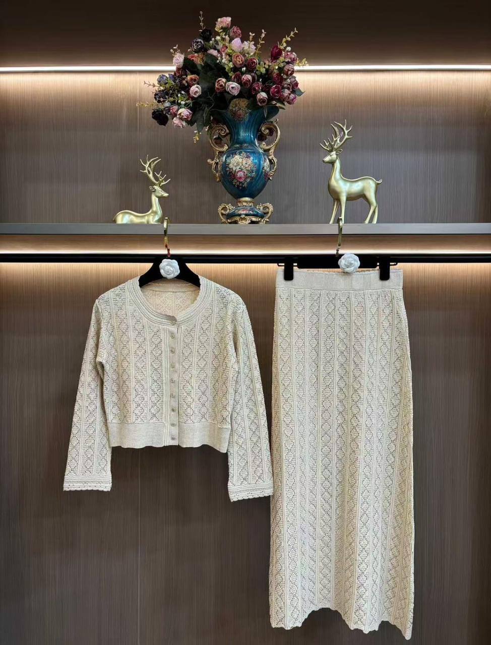 *New collections*                                                
SANDRO
*Super Master quality*
*Sizes: S M L XL* 
650 dhs💓

Zain308
♥️♥️♥️