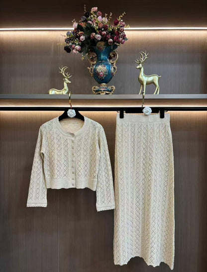 *New collections*                                                
SANDRO
*Super Master quality*
*Sizes: S M L XL* 
650 dhs💓

Zain308
♥️♥️♥️