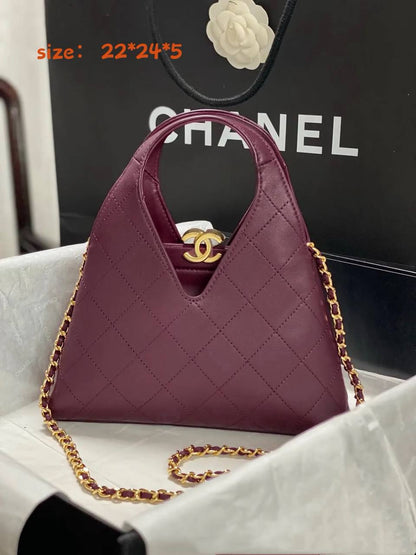 NEW CHANEL  26 A 

 Super leather 

170 dhs🇦🇪🇦🇪🇦🇪

Zain38
♥️♥️♥️