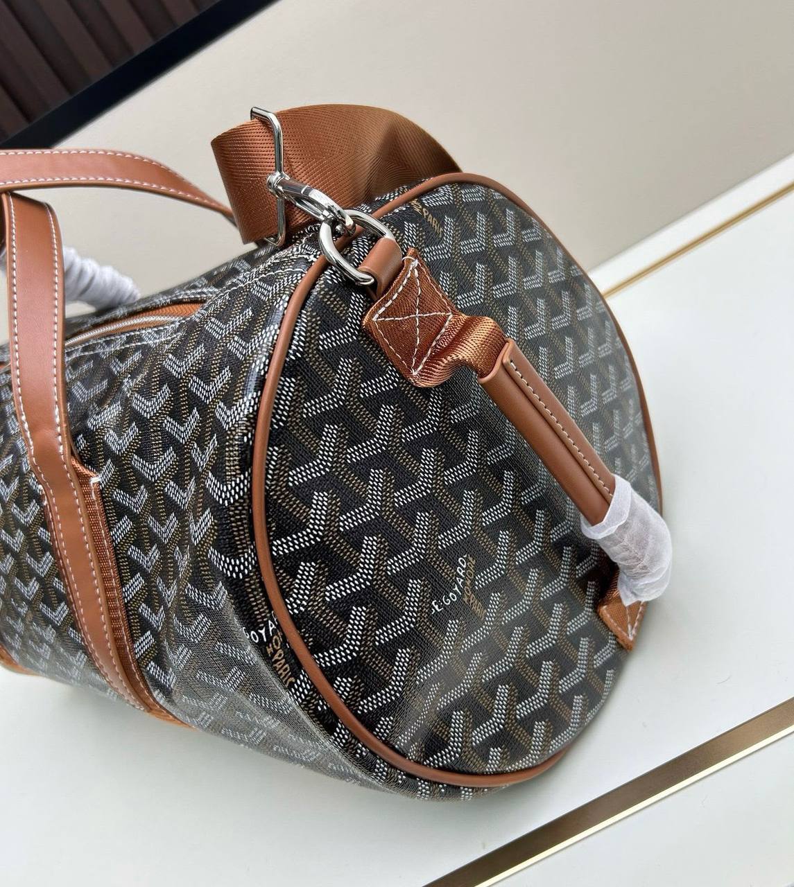 GOYARD TRAVELING BAG 
 GOOD QUALITY 
115 dhs✅
40CM

Zain295
♥️♥️♥️