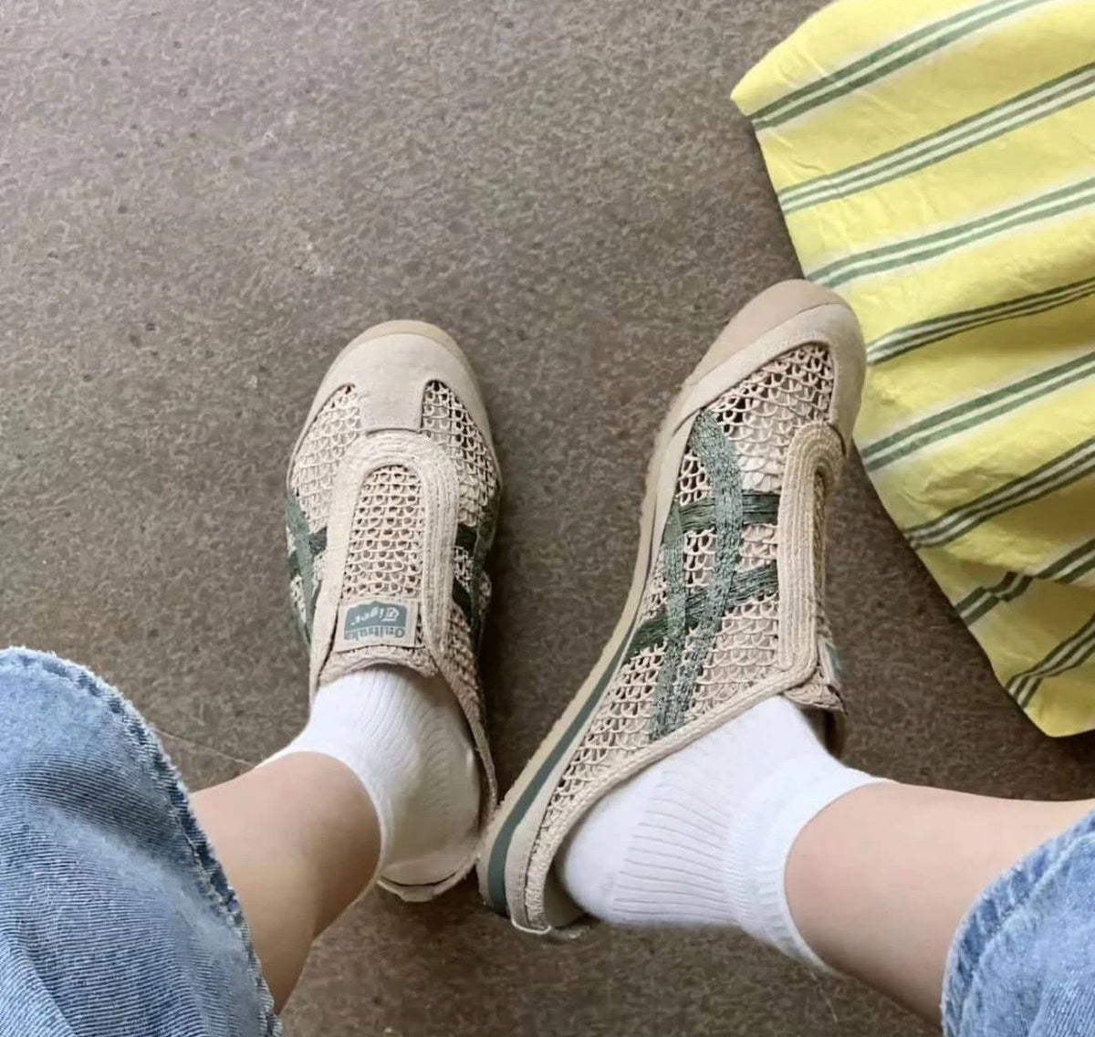 MEXICO 66 SABOT BEIGE/GREEN
36-45 AVAILABLE 🤩
210 dhs🇦🇪🇦🇪🇦🇪

Zain242
♥️♥️♥️