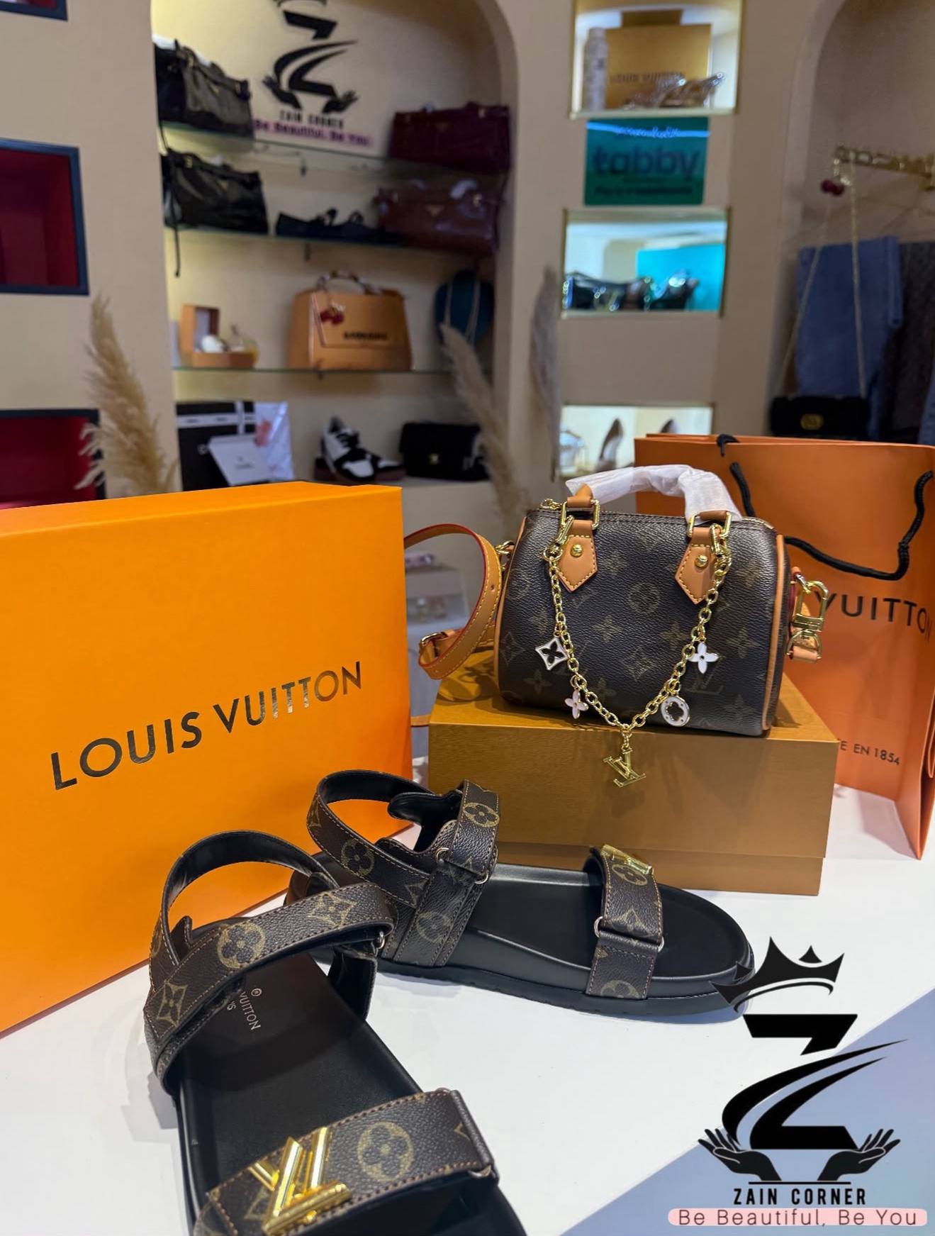 Lv offer

210 dhs
With boxes

Zain175

اطلبوها من الوتس المثبت في الأعلى👆🏻👆🏻

تواصلو معنا 👈🏻 Zain 
For order WhatsApp pinned 👆🏻

♥️♥️♥️