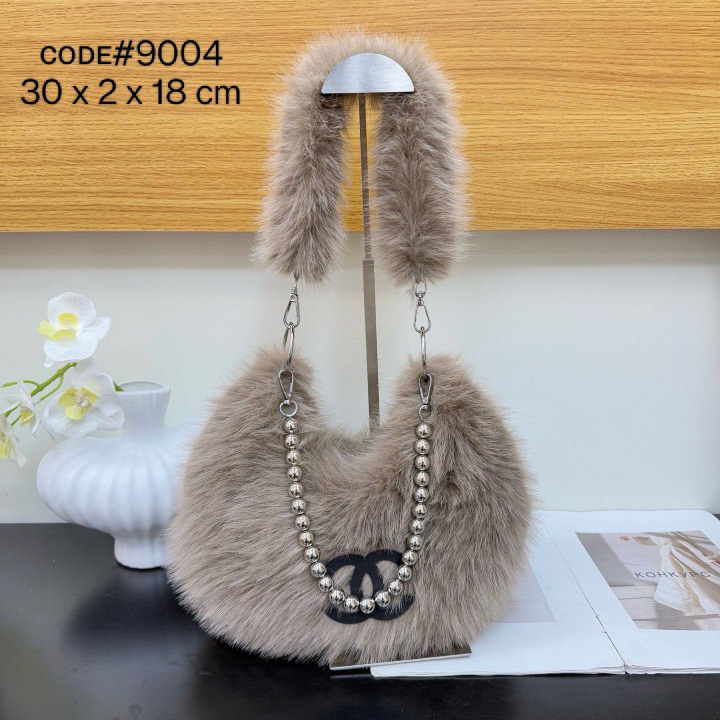 CHANEL ᴡɪɴᴛᴇʀ's ʙᴀɢ
ғᴀᴜx ғᴜʀ ʜᴀɴᴅʙᴀɢ
sɪʟᴠᴇʀ ʜᴀʀᴅᴡᴀʀᴇ
ɪɴᴛᴇʀʟᴏᴄᴋɪɴɢ C ʟᴏɢᴏ
ᴡɪᴛʜ ʙᴇᴀᴅᴇᴅ ᴄʜᴀɪɴ sᴛʀᴀᴘ
sɪᴢᴇ: 30 cm

60 dhs🗽

Zain31
♥️♥️♥️
