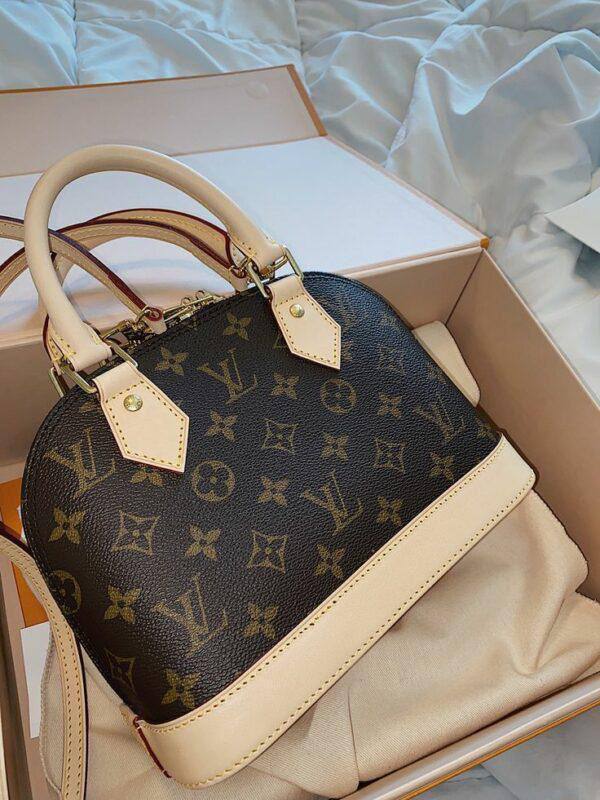 LV ALMA RESTOCK 
GOOD QUALITY 🌹
90 dhs🪙💕
WITH BOX 📦

Zain28
♥️♥️♥️