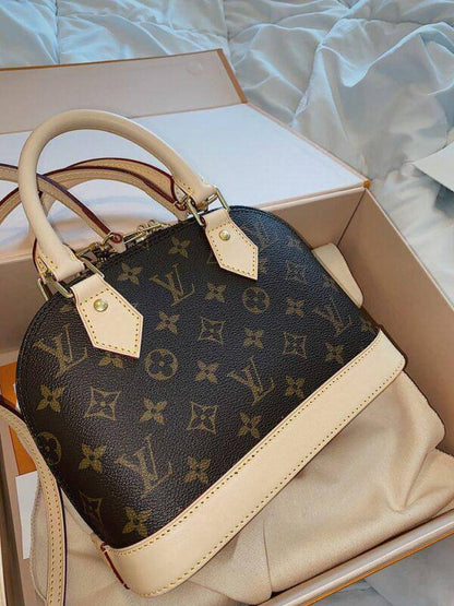 LV ALMA RESTOCK 
GOOD QUALITY 🌹
90 dhs🪙💕
WITH BOX 📦

Zain28
♥️♥️♥️