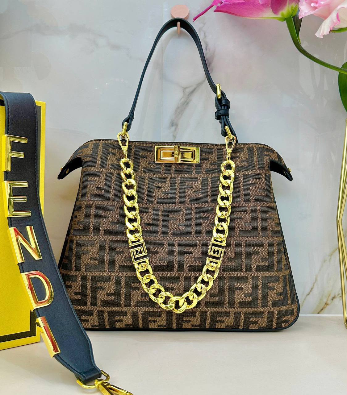 FENDI 
COPY ONE 
150 dhs🇦🇪🇦🇪

Zain295
♥️♥️♥️