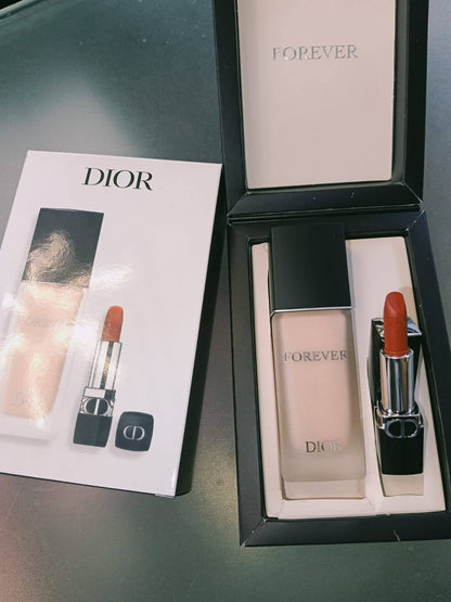 DIOR 2IN1 FOUNDATION AND LIPSTICK
55 dhs🇦🇪🇦🇪

Zain01
♥️♥️♥️