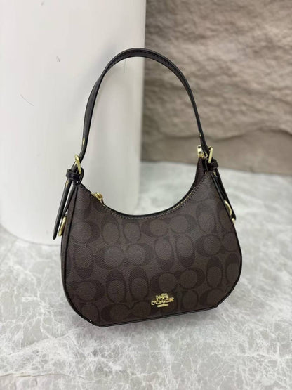 Coach
70 dhs✅

Zain232
♥️♥️♥️