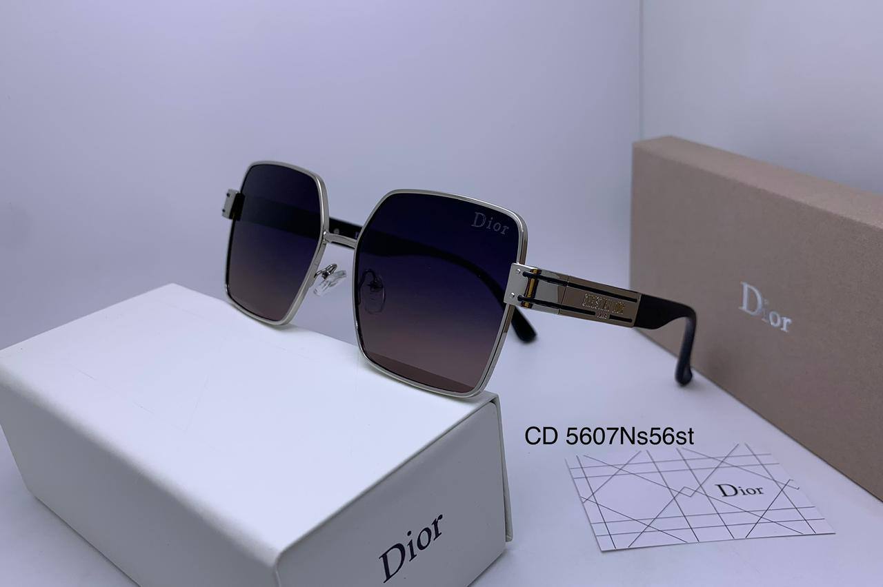 Dior
70 dhs❣️

Zain126
♥️♥️♥️