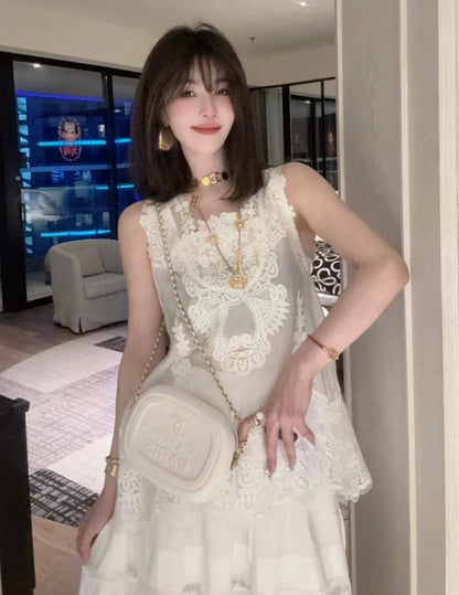 CHANEL
 COPY ONE 
WITH BOX
130 dhs✅

Zain295
♥️♥️♥️