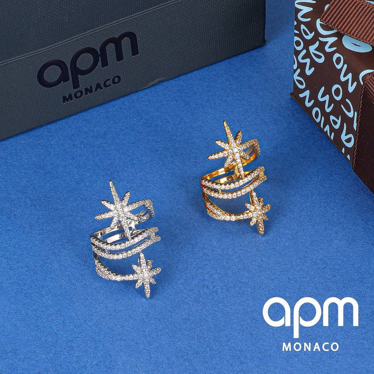 APM SET
Necklace ✨
Earring 🐦‍🔥
Ring 💍 available size👇
6,7,8,9
With normal boxes 📦 
140 dhs✅

With master box 🗃️ 
170 dhs✅

Zain216
♥️♥️♥️