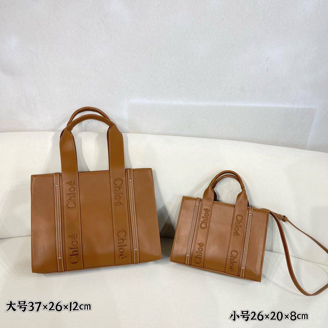 CHLOE 
COPY ONE *BIG OFFER*
      BIG SIZE 130 DHS💓
SMALL SIZE 120 DHS💓

Zain39
♥️♥️♥️