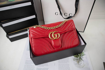 Gucci

Withbox

100 DHS🇦🇪🇦🇪

Zain235
♥️♥️♥️