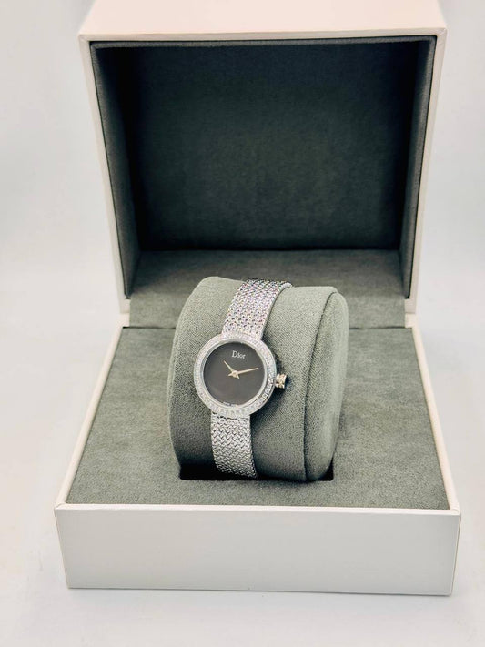 Dior ladies 
Master quality*🤩🤩
*Available 
170 dhs💓

Zain08
♥️♥️♥️